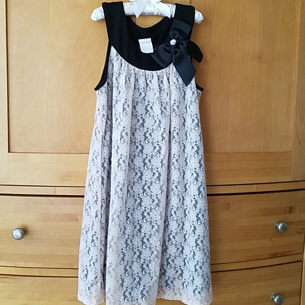 Beautiful girls lace dress